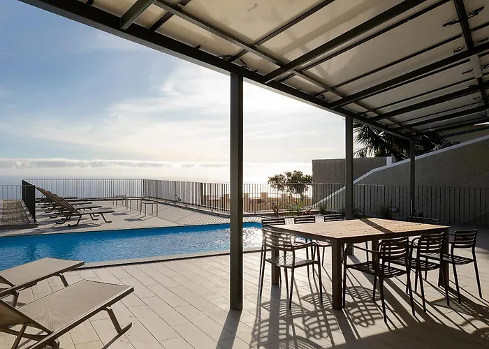 Marco 4 Seasons- Winter Arco da Calheta (Madeira)